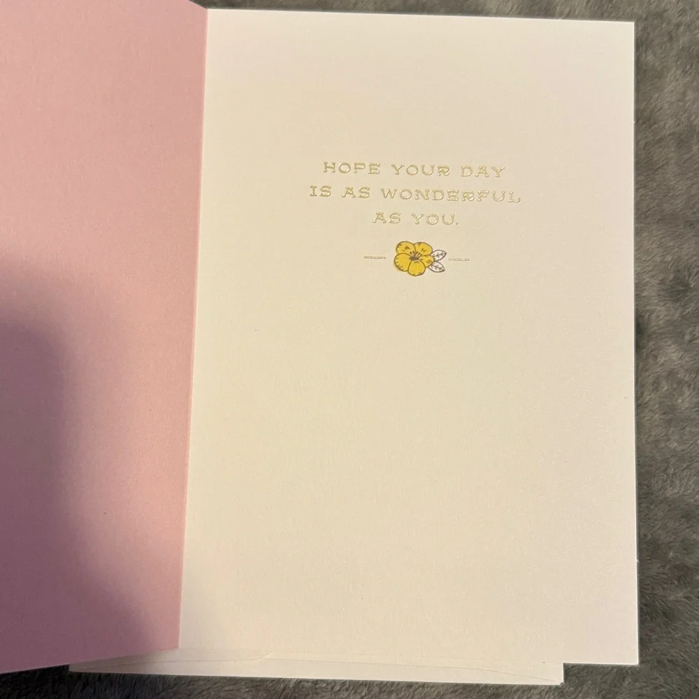 🌻 Bundle of 2 Hallmark and Shoebox Mother’s Day Cards